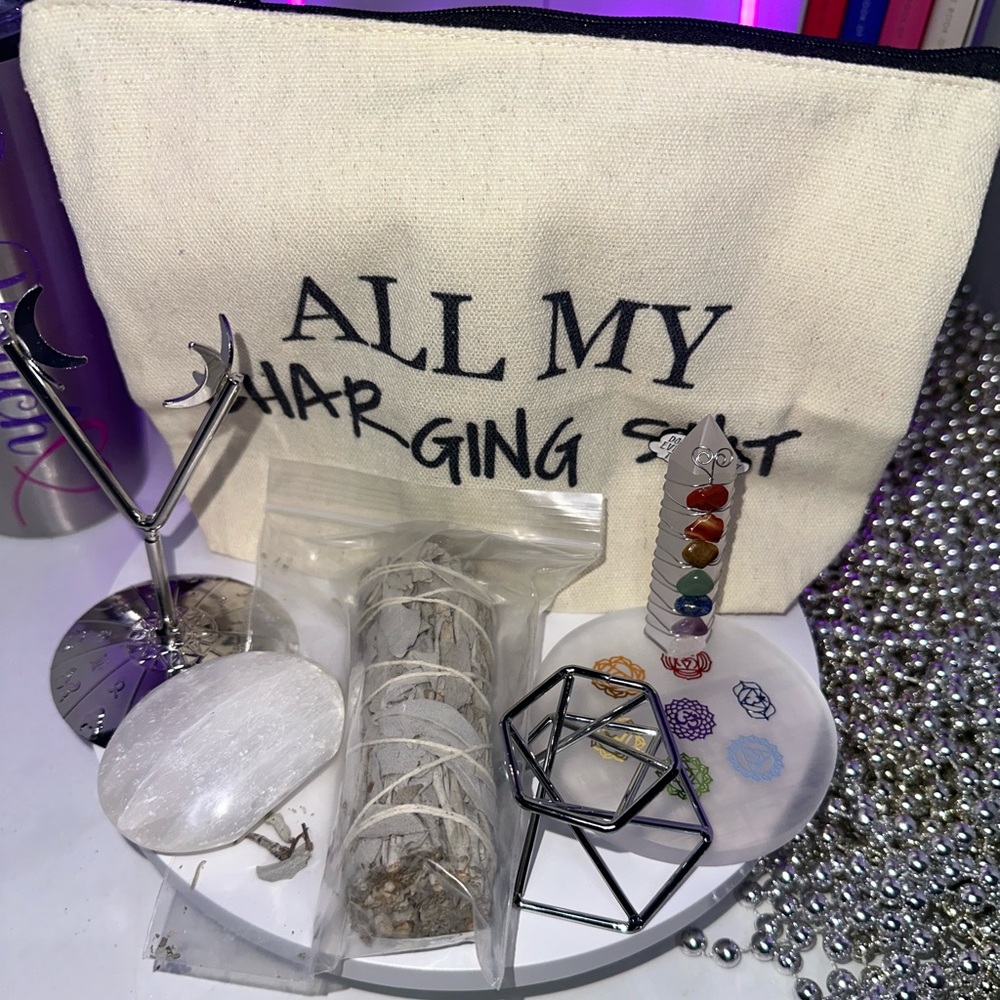 DrPsych_Faves12! Charge & Cleanse Crystal Starter Kit! ๐น๐น๐ค๐ค - Picture 8 of 9